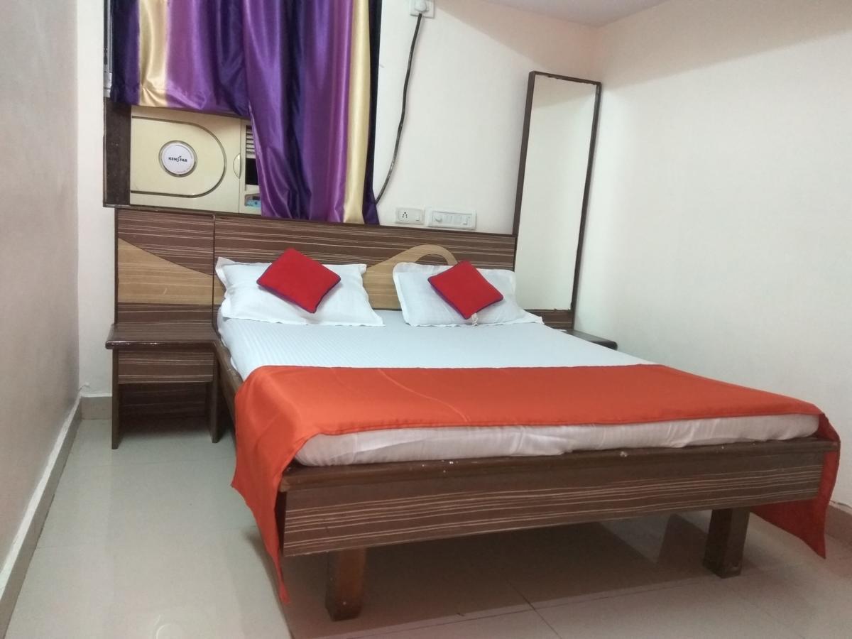 Hotel Shiva Panvel Bagian luar foto